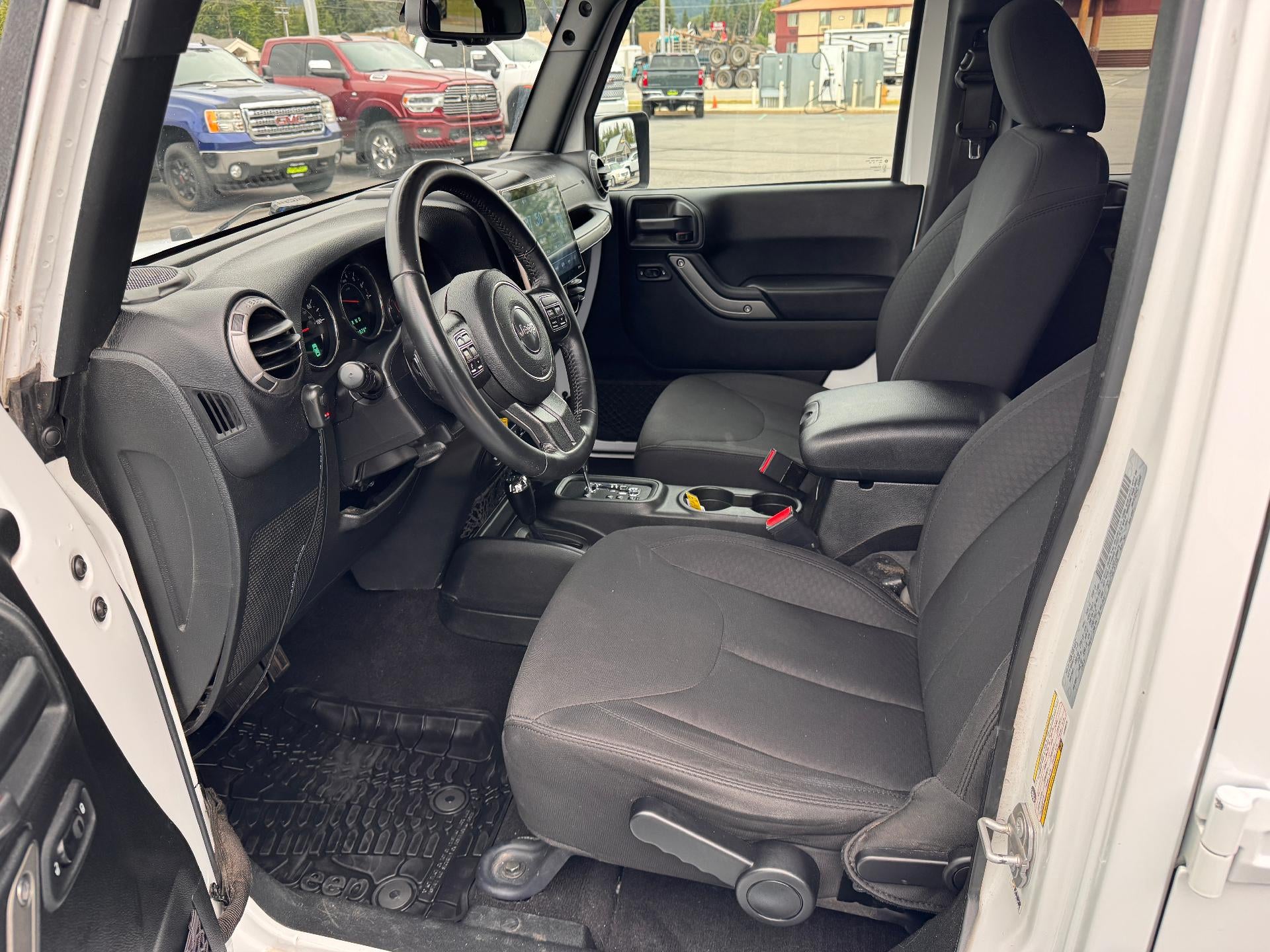 2018 Jeep Wrangler JK Unlimited SPORT S / UNLIMITED / HARD TOP / AUTO TRANS / 3.6 V6 / 44K MILES