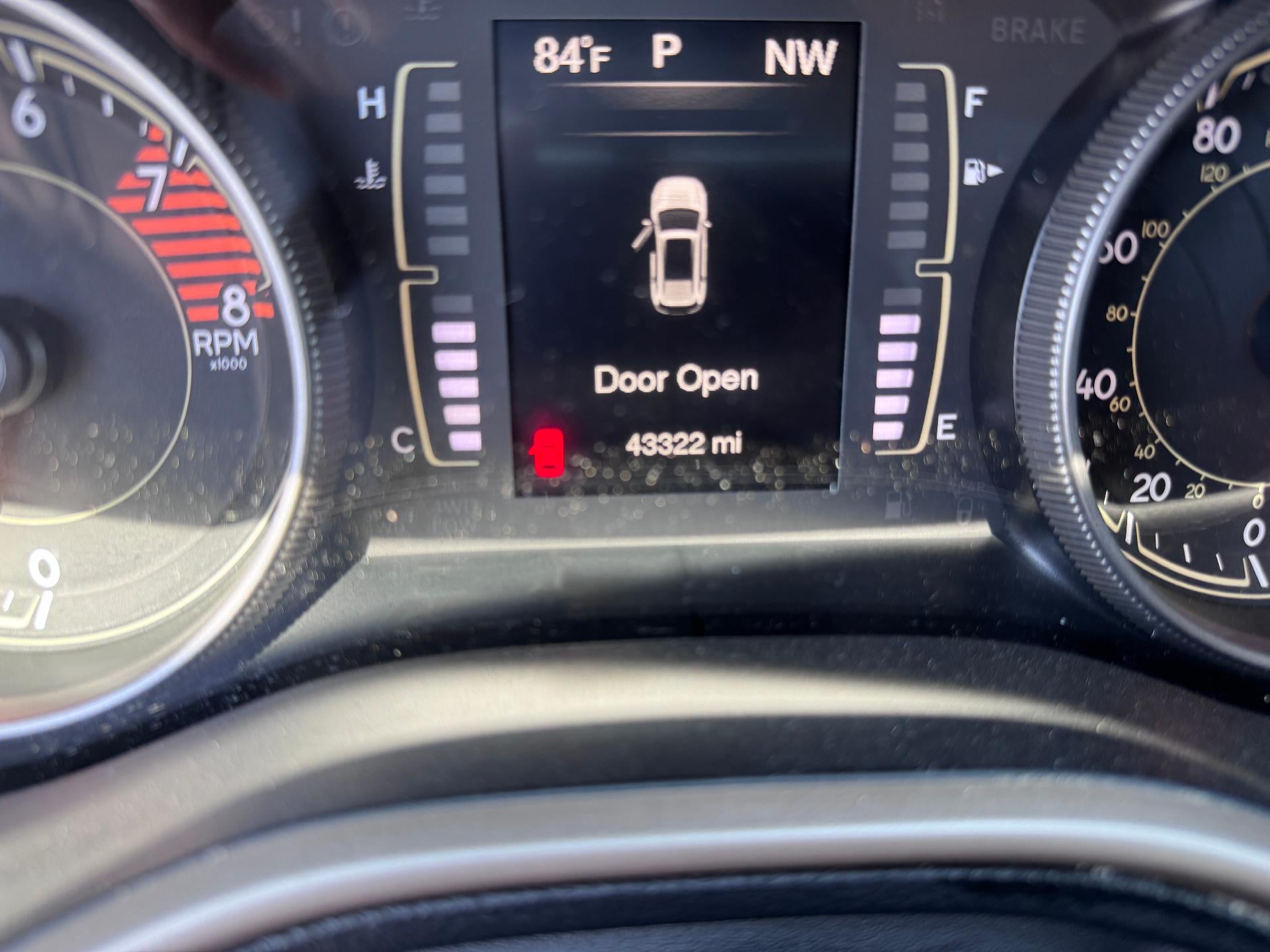 2018 Jeep Cherokee LATITUDE / 4X4 / 3.2 LITER V6 / HEATED SEATS / REAR CAM / 43K MILES