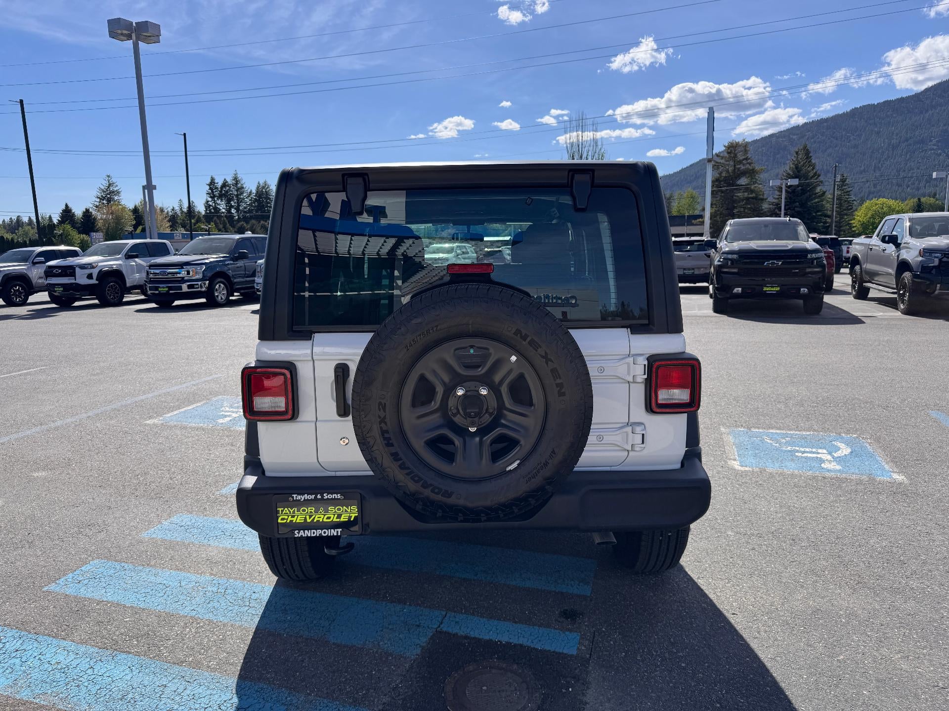2024 Jeep Wrangler SPORT / 4 DOOR / HARD TOP / 3.6 LITER V6 / AUTO TRANS / 1K MILES