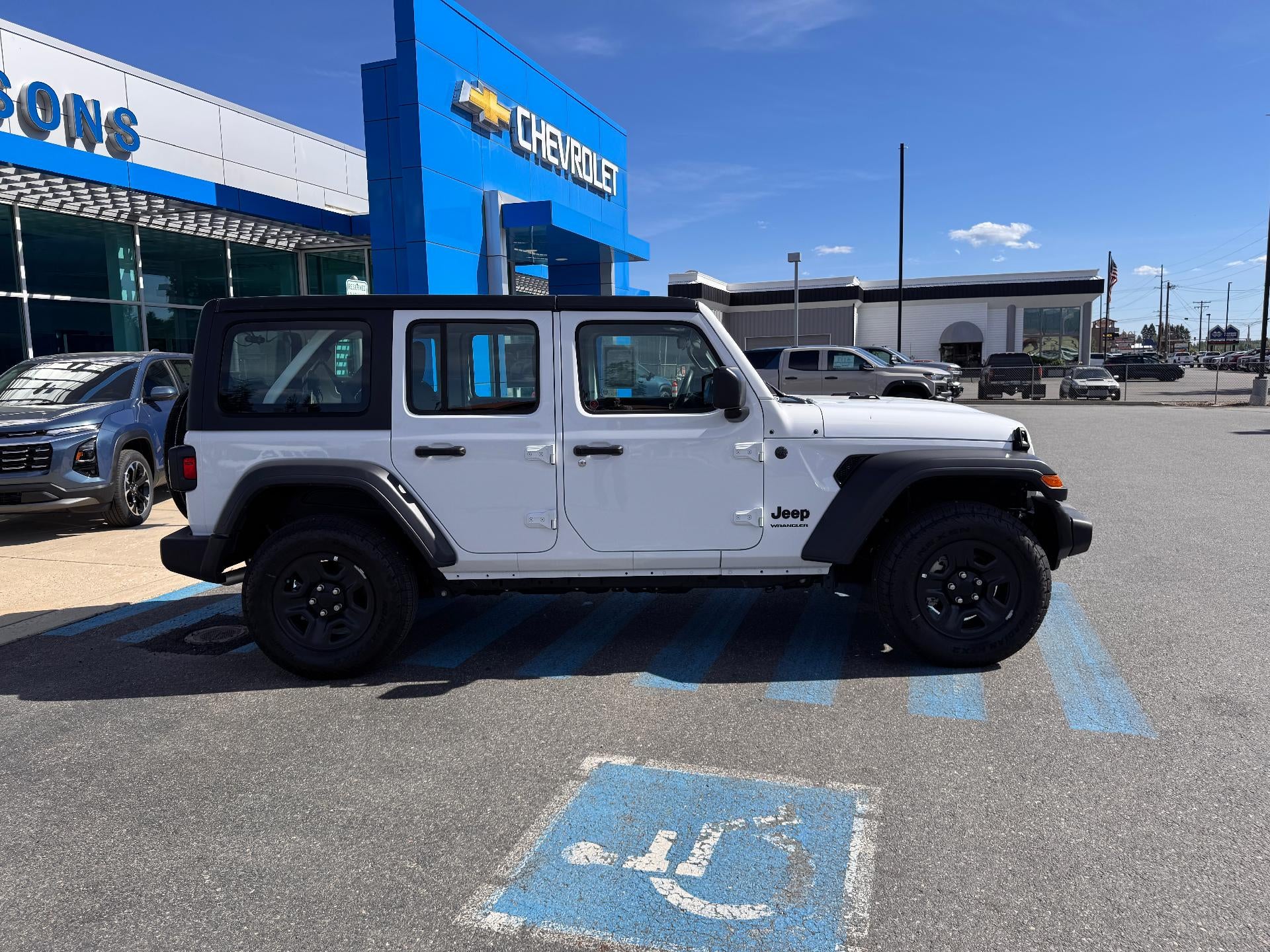 2024 Jeep Wrangler SPORT / 4 DOOR / HARD TOP / 3.6 LITER V6 / AUTO TRANS / 1K MILES