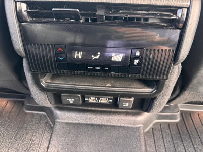 2022 Jeep Wagoneer SERIES II / 4X4 / 5.7 LITER V8 / 8 PASSENGER / 1 OWNER / 52K MILES