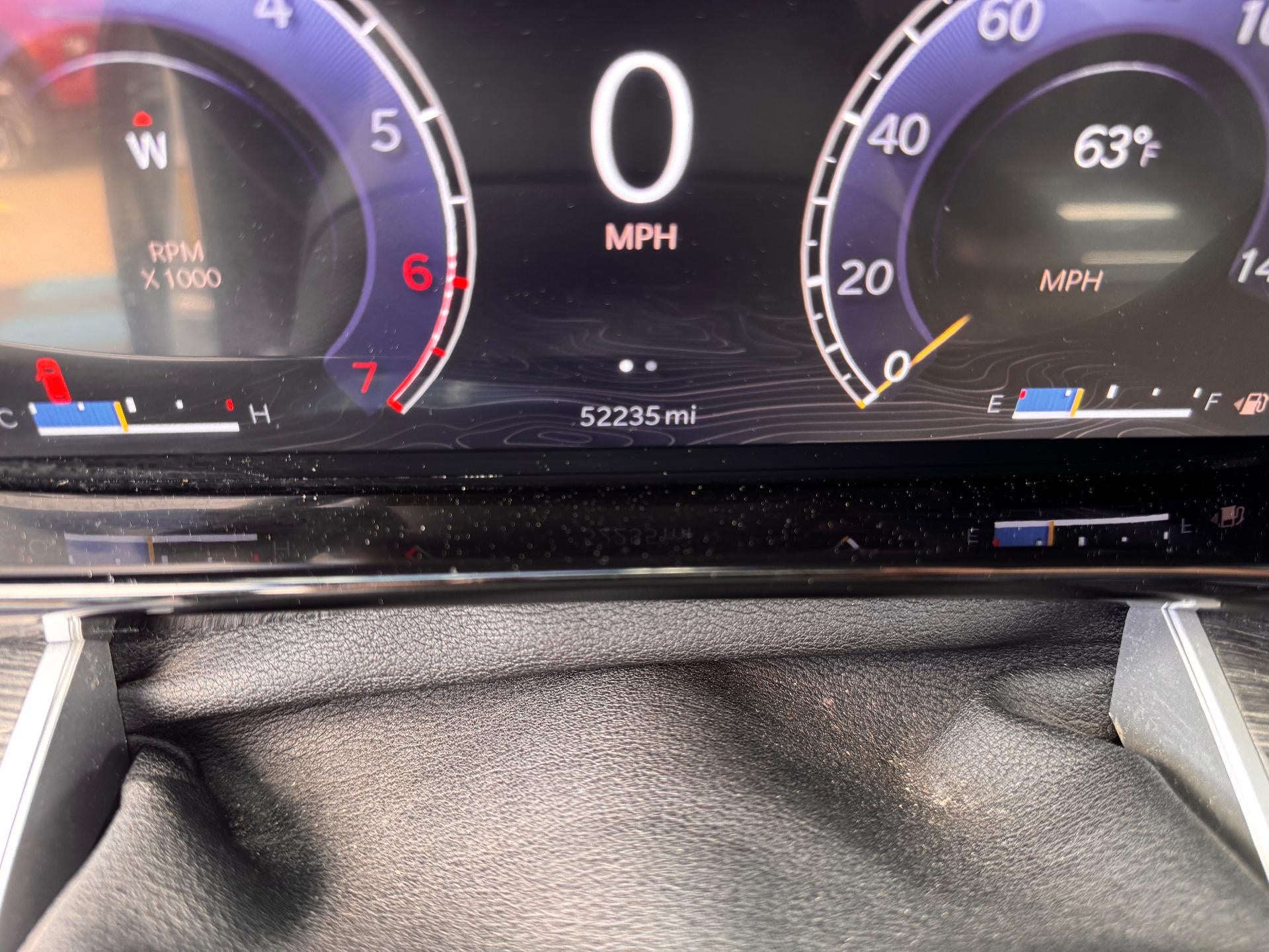 2022 Jeep Wagoneer SERIES II / 4X4 / 5.7 LITER V8 / 8 PASSENGER / 1 OWNER / 52K MILES