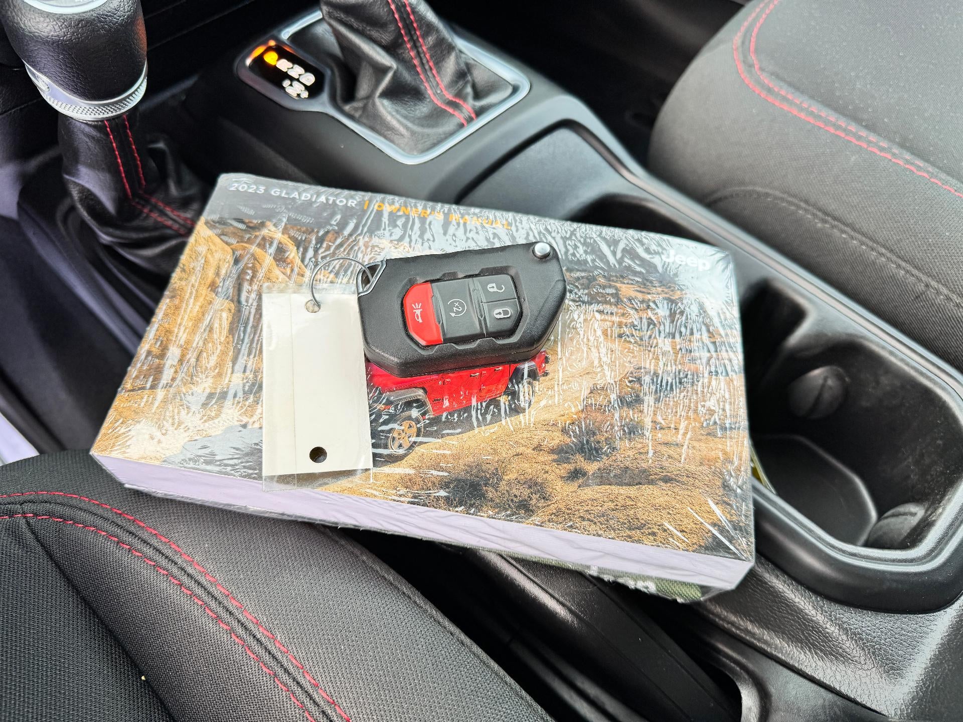 2023 Jeep Gladiator RUBICON / 3.6 LITER V6 / HARD TOP / AUTO TRANS / 31K MILES