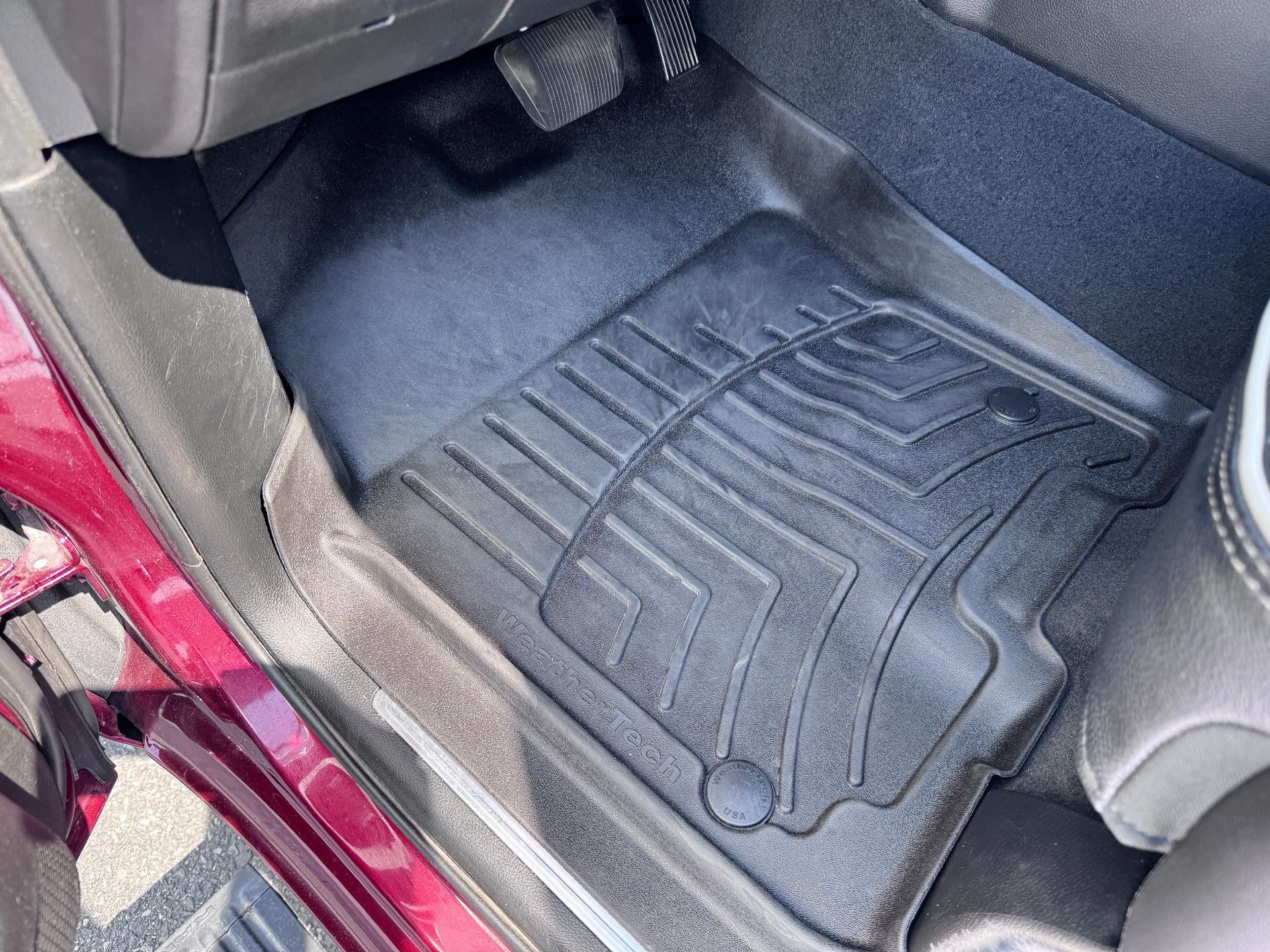 2019 RAM 1500 LIMITED / CREW / 5.7 LITER HEMI / SUNROOF / SHORT BOX / LOCAL TRADE