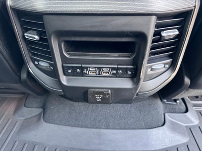 2019 RAM 1500 LIMITED / CREW / 5.7 LITER HEMI / SUNROOF / SHORT BOX / LOCAL TRADE