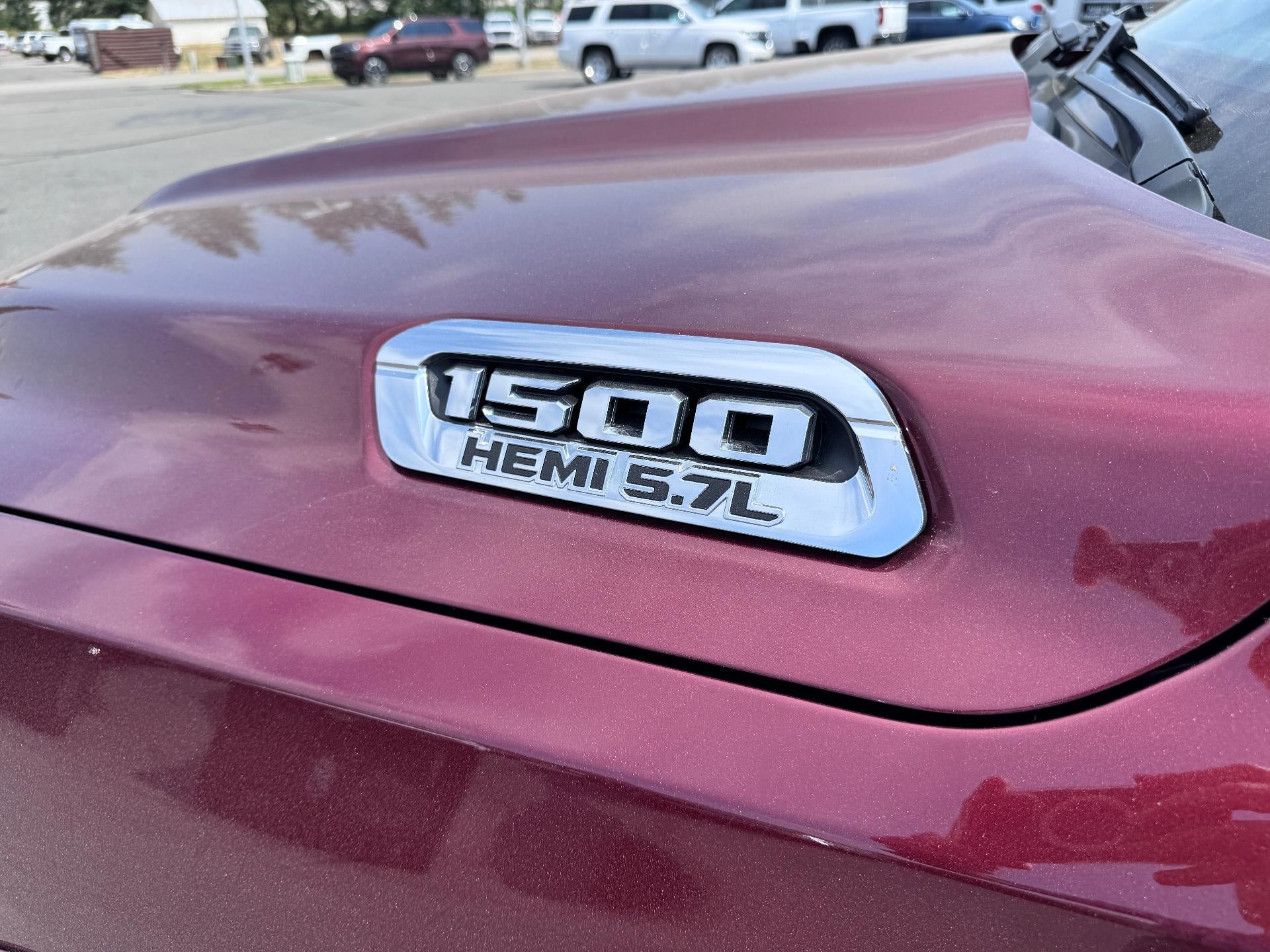 2019 RAM 1500 LIMITED / CREW / 5.7 LITER HEMI / SUNROOF / SHORT BOX / LOCAL TRADE