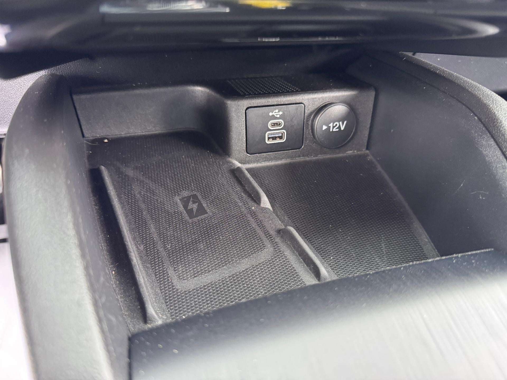 2025 Ford Escape PLATINUM / AWD / 2.0 ECOBOOST / 20K MILES / WARRANTY
