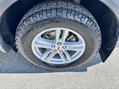 2020 Ford Explorer XLT / ALL WHEEL DRIVE / 3RD ROW SEAT / LOCAL TRADE