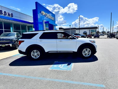 2020 Ford Explorer XLT / ALL WHEEL DRIVE / 3RD ROW SEAT / LOCAL TRADE