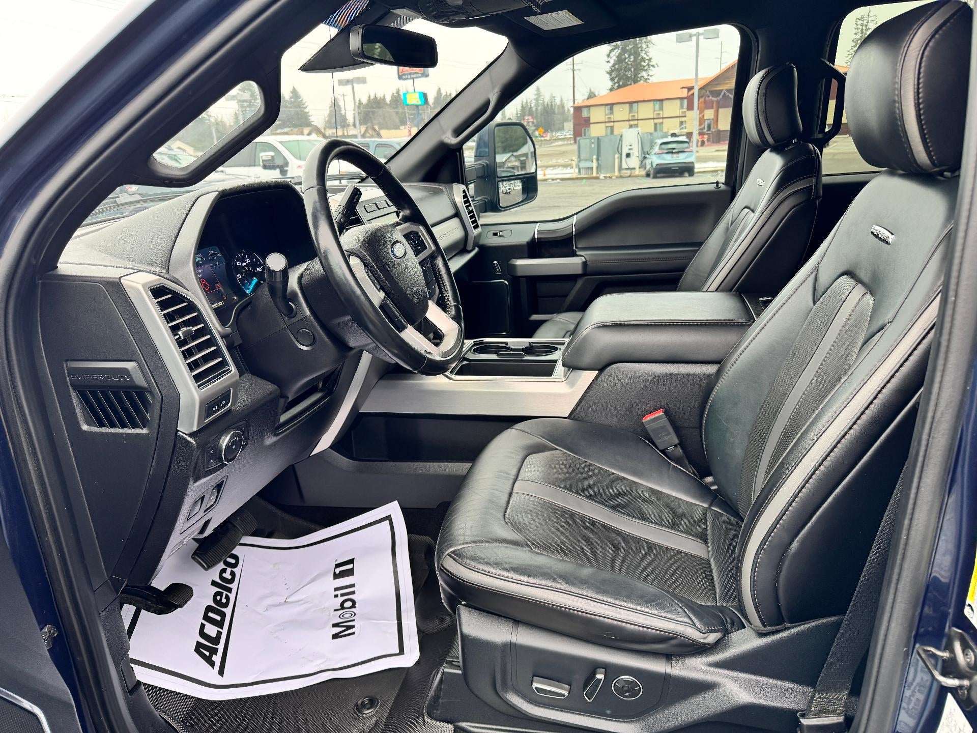 2019 Ford Super Duty F-350 SRW PLATINUM / CREW / 6.7 POWERSTROKE / ULTIMATE PCKG / STANDARD BOX / 69K MILES