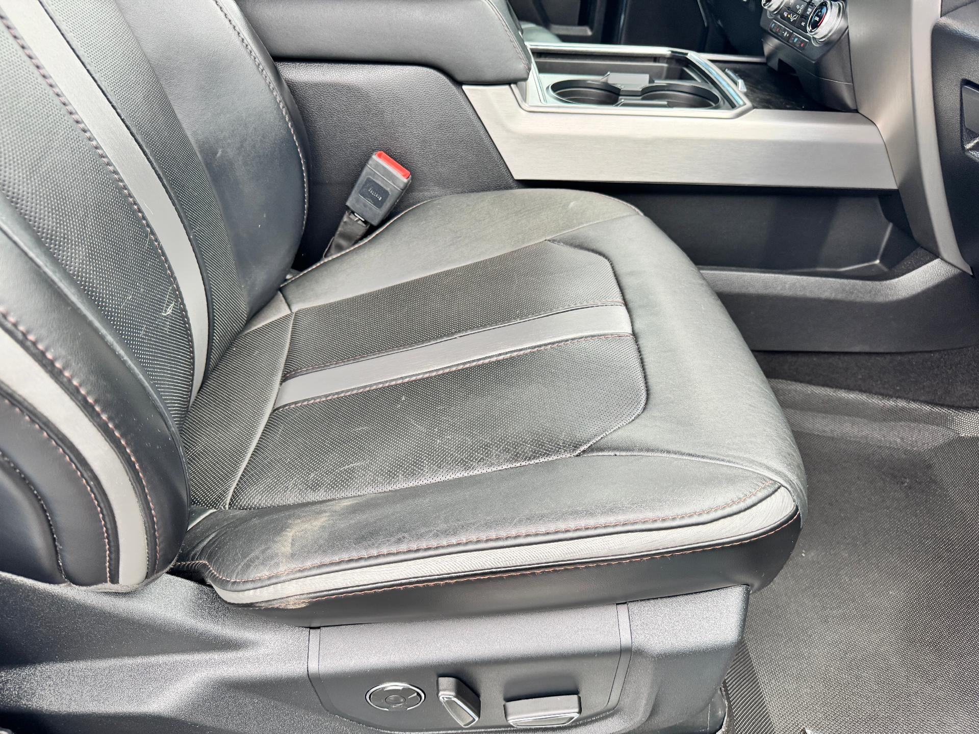 2019 Ford Super Duty F-350 SRW PLATINUM / CREW / 6.7 POWERSTROKE / ULTIMATE PCKG / STANDARD BOX / 69K MILES