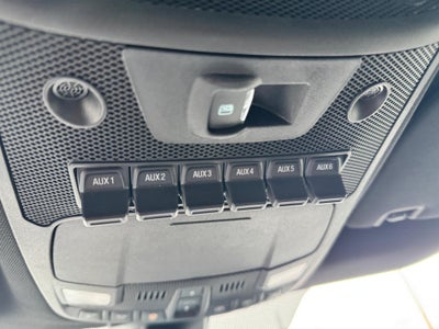 2019 Ford Super Duty F-350 SRW PLATINUM / CREW / 6.7 POWERSTROKE / ULTIMATE PCKG / STANDARD BOX / 69K MILES