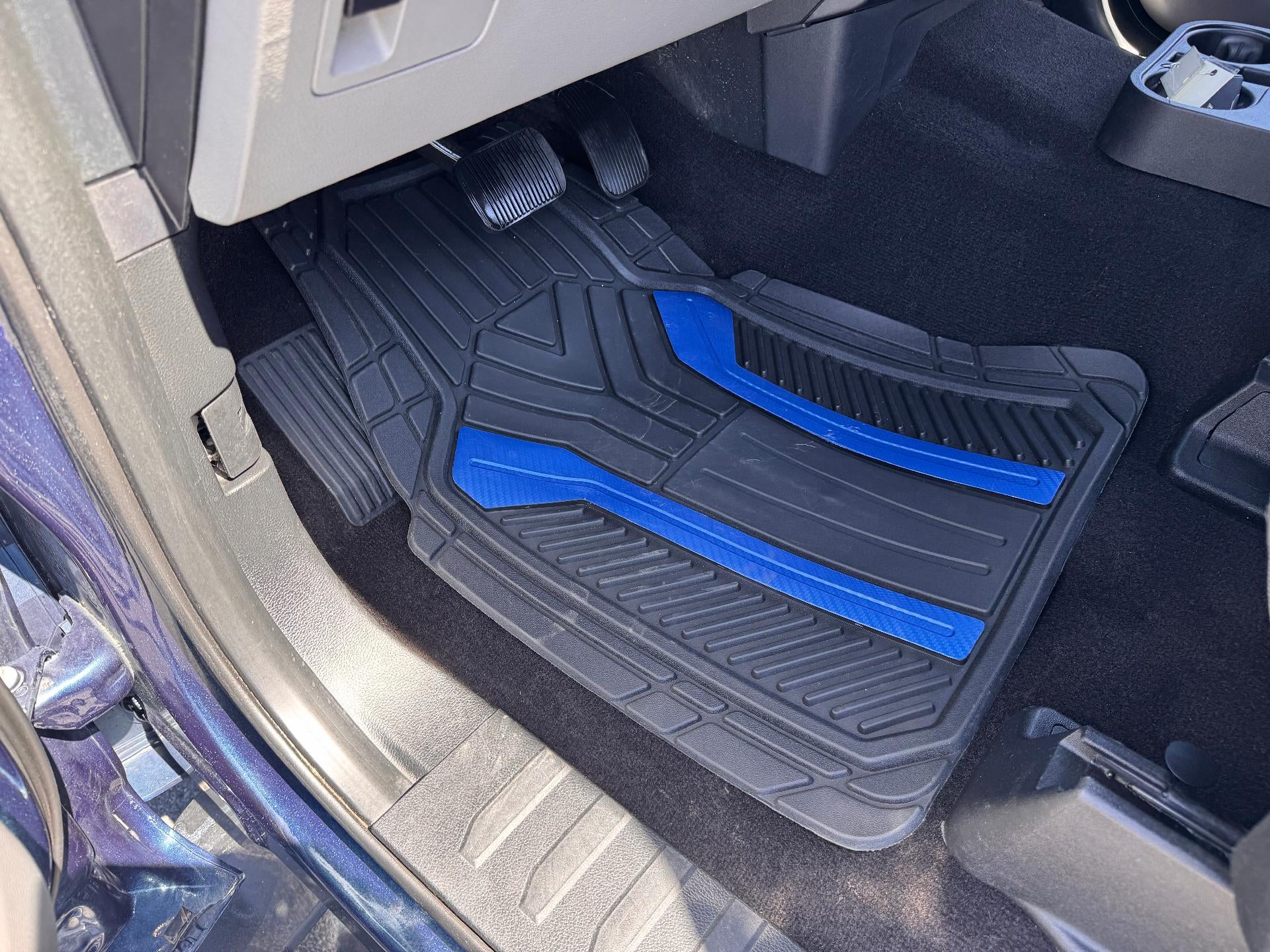 2018 Ford F-150 XLT / CREW / 5.0 LITER V8 / SHORT BOX / LOCAL TRADE
