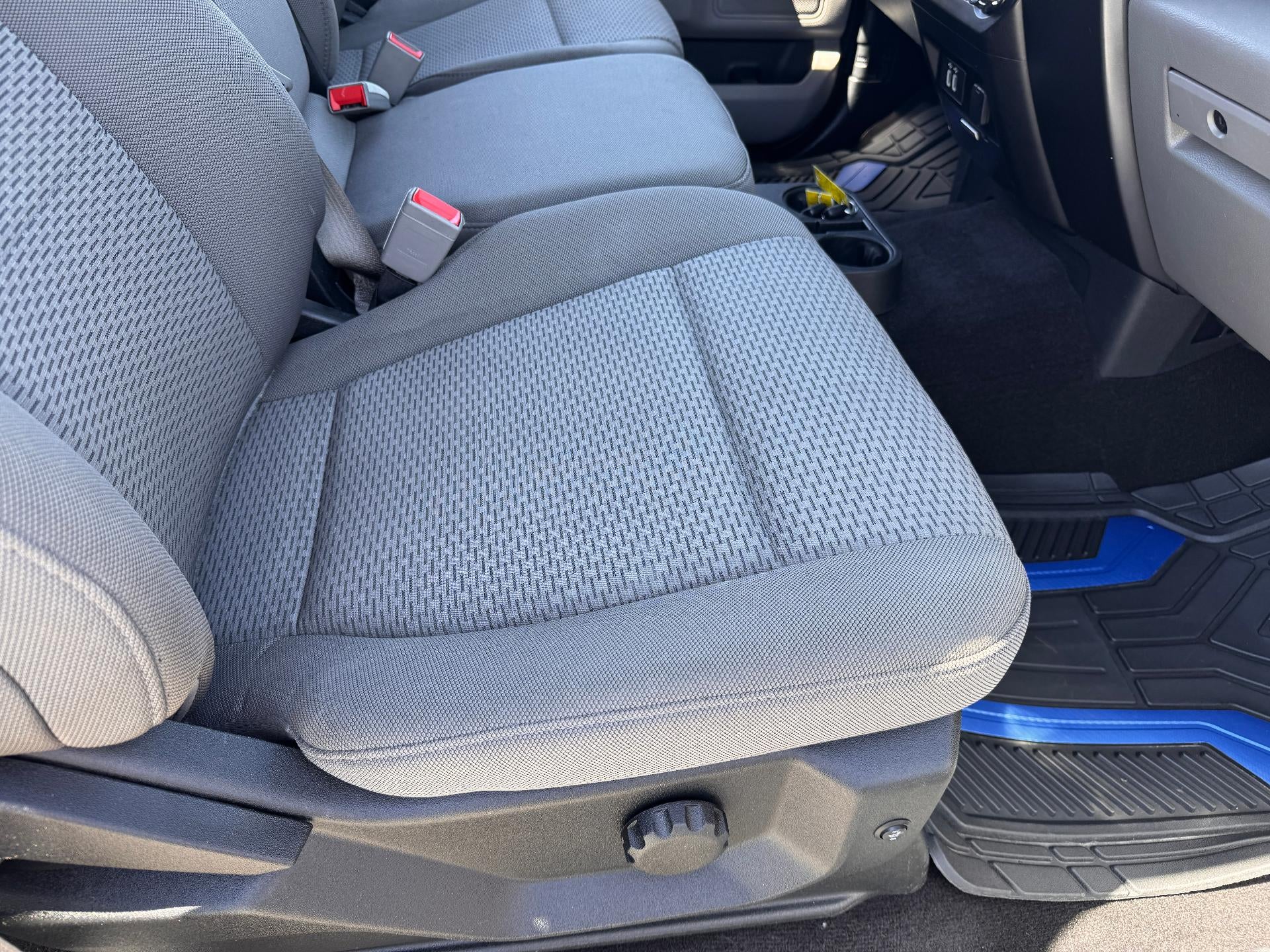 2018 Ford F-150 XLT / CREW / 5.0 LITER V8 / SHORT BOX / LOCAL TRADE