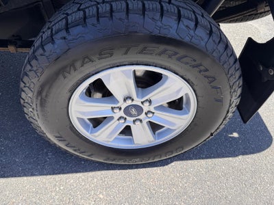 2018 Ford F-150 XLT / CREW / 5.0 LITER V8 / SHORT BOX / LOCAL TRADE