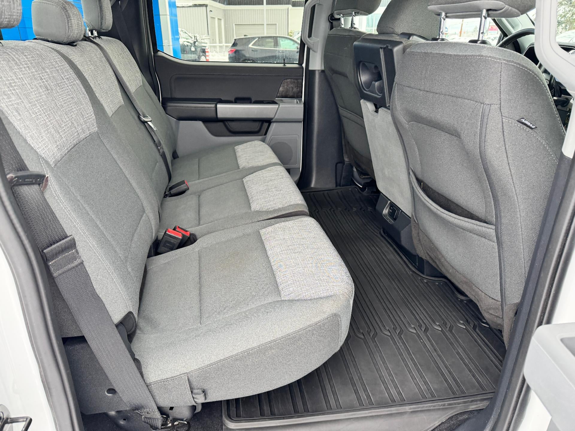 2023 Ford F-150 XLT / SUPERCREW / 2.7 ECOBOOST / SHORT BOX / WARRANTY / 30K MILES