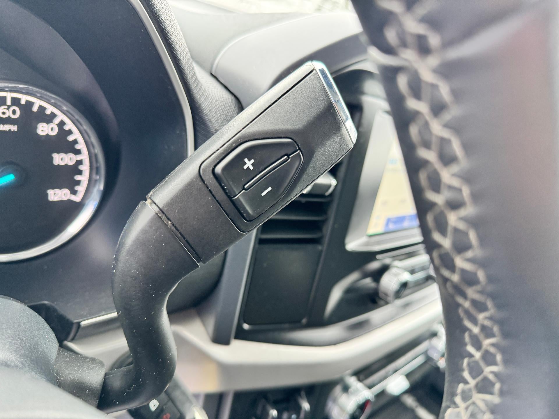 2023 Ford F-150 XLT / SUPERCREW / 2.7 ECOBOOST / SHORT BOX / WARRANTY / 30K MILES