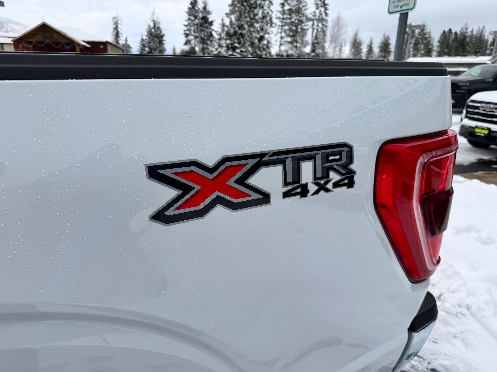 2023 Ford F-150 XLT / SUPERCREW / 2.7 ECOBOOST / SHORT BOX / WARRANTY / 30K MILES