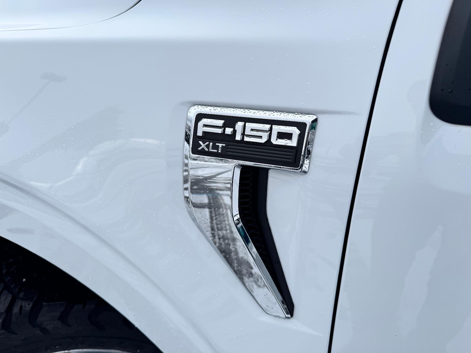 2023 Ford F-150 XLT / SUPERCREW / 2.7 ECOBOOST / SHORT BOX / WARRANTY / 30K MILES