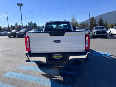 2024 Ford Super Duty F-350 SRW XL / REGULAR CAB / 6.8 LITER GAS V8 / LONG BOX / 1 OWNER / 26K MILES