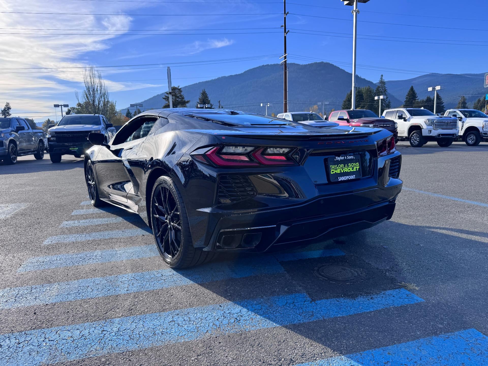 2027 Chevrolet Corvette Stingray 1LT / COUPE / 6.7 LITER V8 / 535 HORSE / HIGH WING SPOILER /