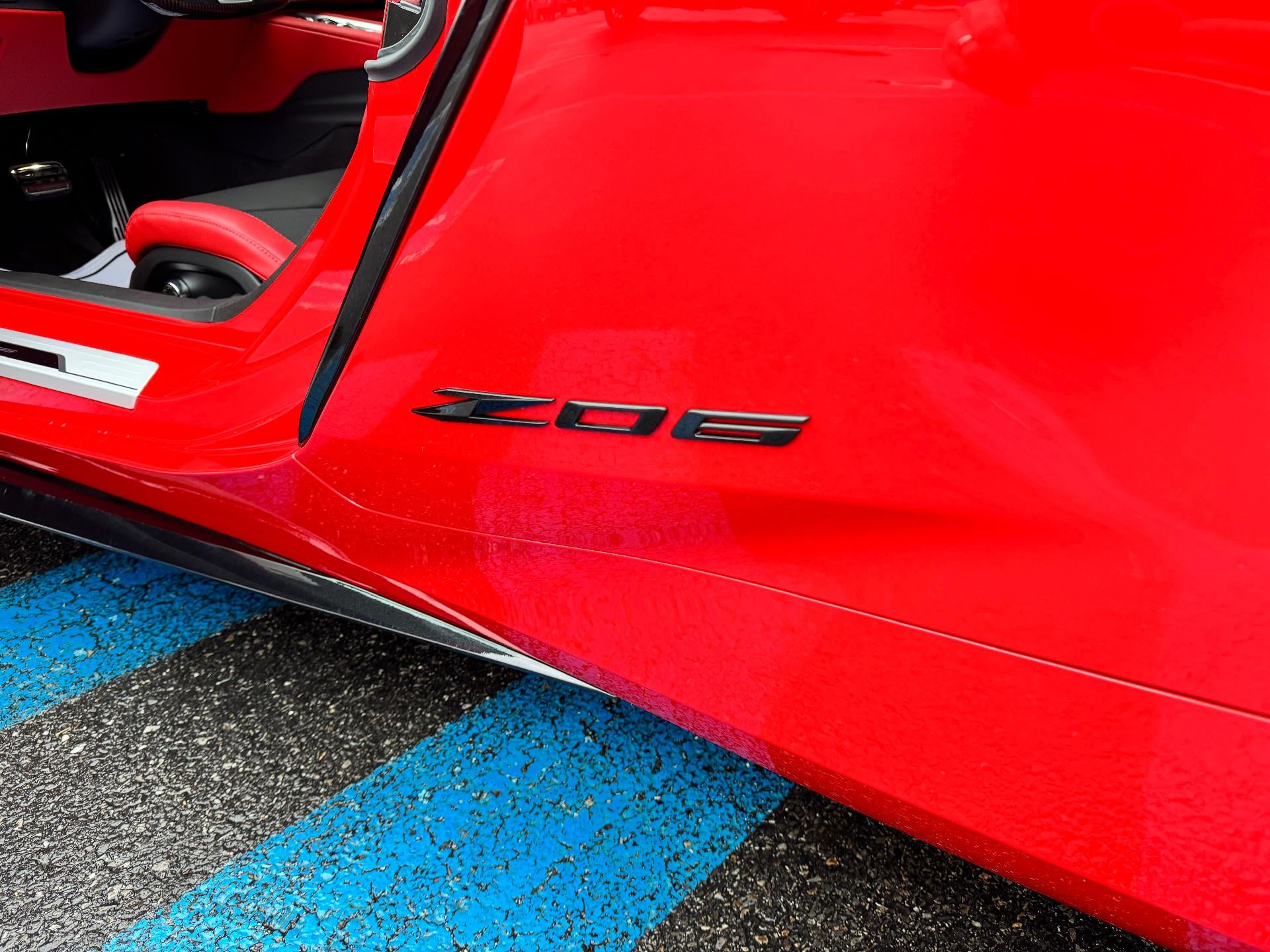 2026 Chevrolet Corvette Z06 3LZ / COUPE / 670 HORSEPOWER / FRONT LIFT / 2 TONE SEATS