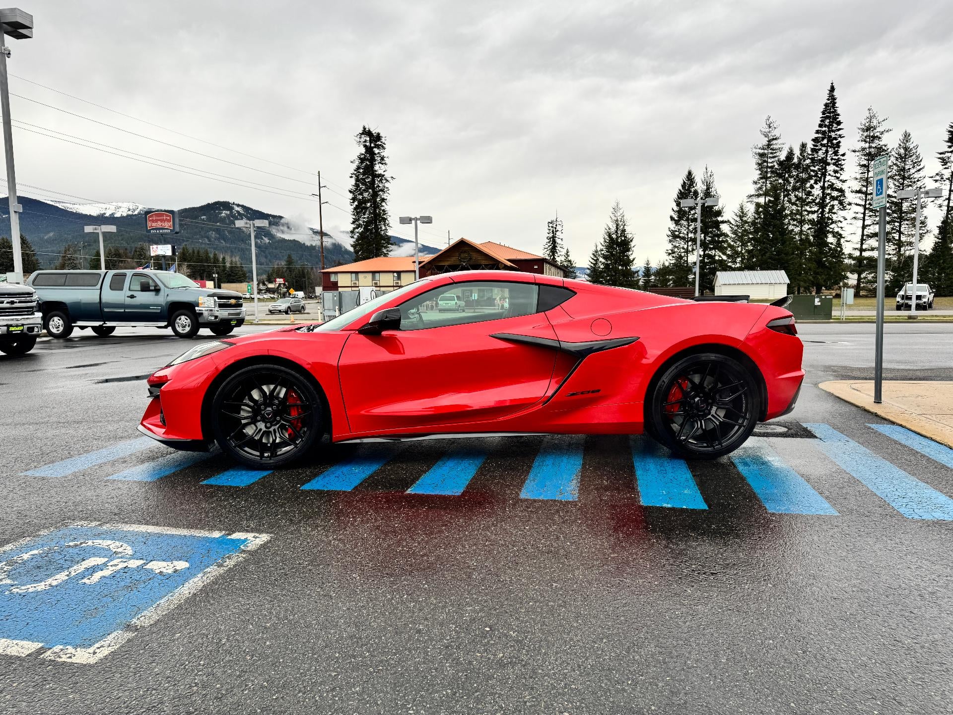 2026 Chevrolet Corvette Z06 3LZ / COUPE / 670 HORSEPOWER / FRONT LIFT / 2 TONE SEATS