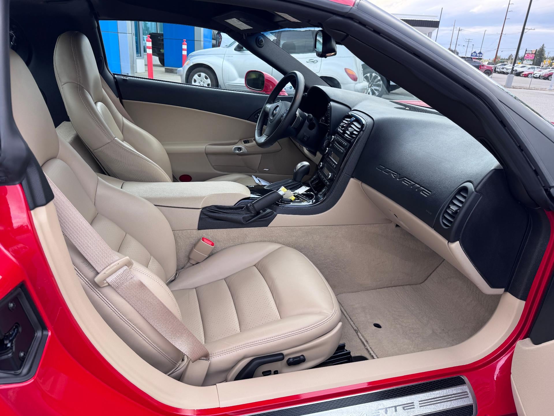 2008 Chevrolet Corvette 3LT / COUPE / 6.2 LITER V8 / 430 HORSEPOWER / Z51 PCKG / 1 OWNER / 18K MILES