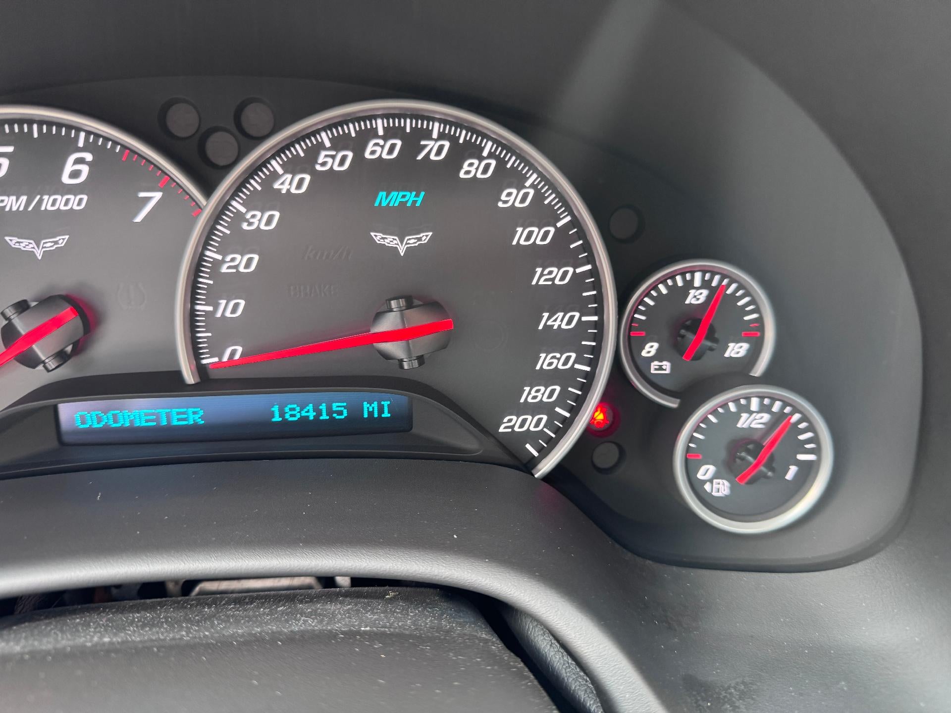 2008 Chevrolet Corvette 3LT / COUPE / 6.2 LITER V8 / 430 HORSEPOWER / Z51 PCKG / 1 OWNER / 18K MILES