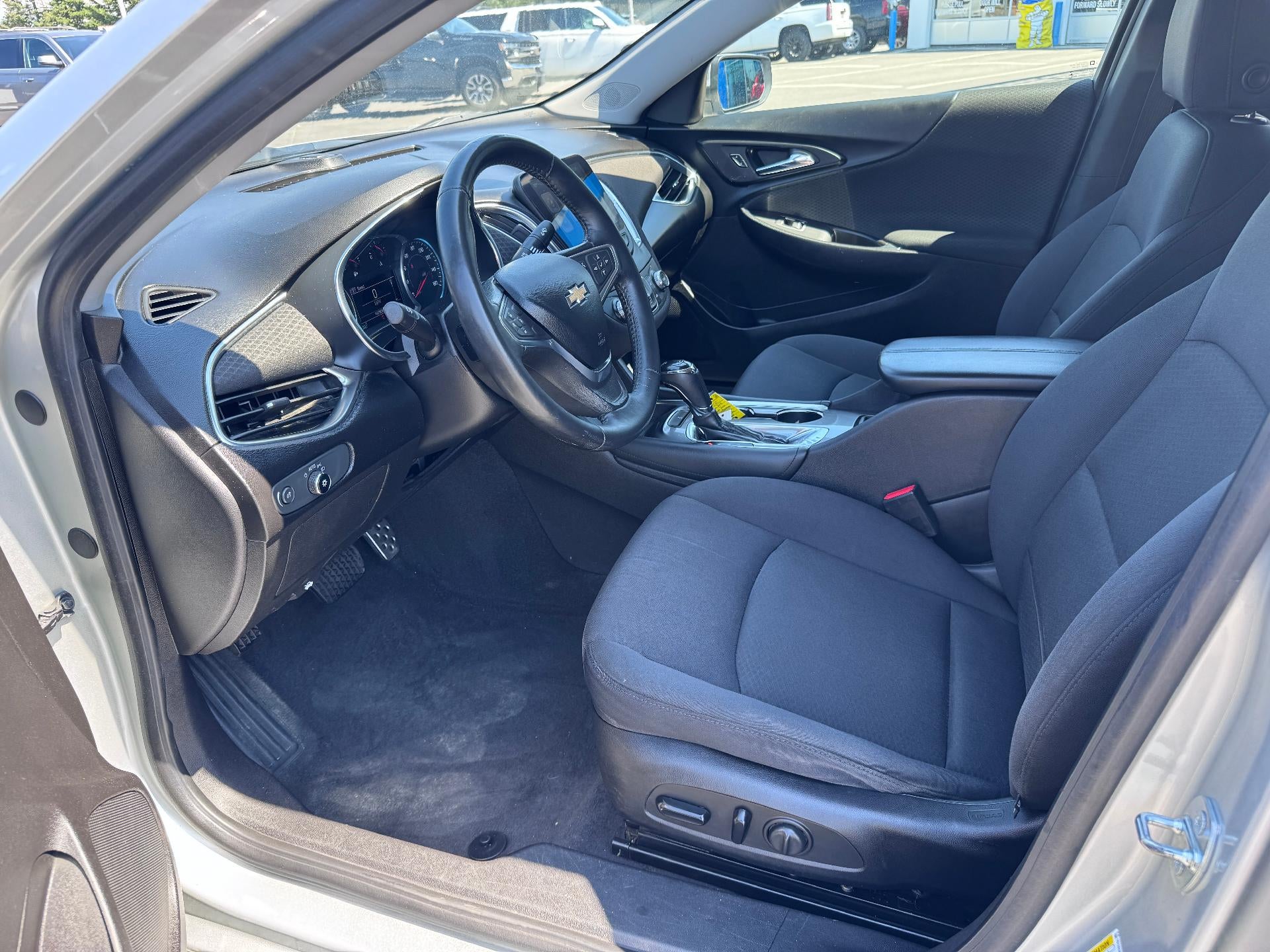 2016 Chevrolet Malibu LT / 1.5 LITER TURBO / BLUETOOTH / REAR CAM / LOCAL TRADE