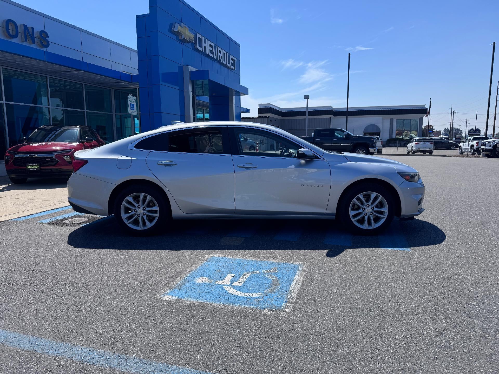 2016 Chevrolet Malibu LT / 1.5 LITER TURBO / BLUETOOTH / REAR CAM / LOCAL TRADE