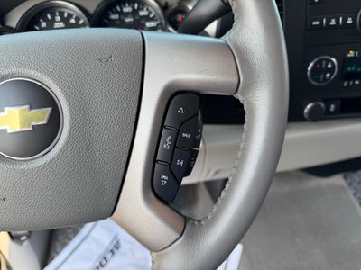 2012 Chevrolet Silverado 2500 HD LT / 2 WHEEL DRIVE / EXTENDED CAB / LONG BOX / 6.0 GAS V8 / 1 OWNER