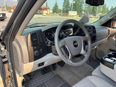 2012 Chevrolet Silverado 2500 HD LT / 2 WHEEL DRIVE / EXTENDED CAB / LONG BOX / 6.0 GAS V8 / 1 OWNER