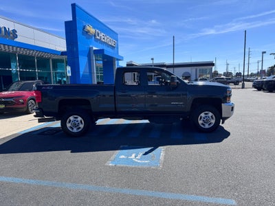 2017 Chevrolet Silverado 2500 HD LT / DOUBLE CAB / DMAX DIESEL / Z71 OFF ROAD / STANDARD BOX / 1 OWNER / LOCAL TRADE