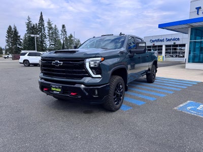 2026 Chevrolet Silverado 2500 HD LT / TRAIL BOSS / CREW / 6.6 LITER GAS V8 / LEATHER / ADAPTIVE CRUISE / STANDARD BOX