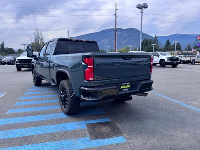 2026 Chevrolet Silverado 2500 HD LT / TRAIL BOSS / CREW / 6.6 LITER GAS V8 / LEATHER / ADAPTIVE CRUISE / STANDARD BOX