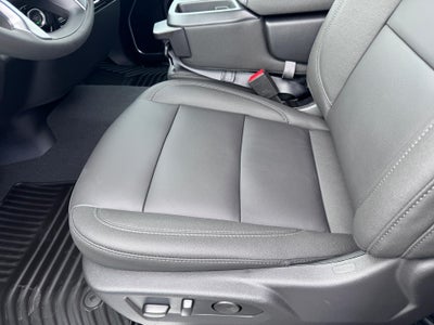 2026 Chevrolet Silverado 2500 HD LT / TRAIL BOSS / CREW / 6.6 LITER GAS V8 / LEATHER / ADAPTIVE CRUISE / STANDARD BOX