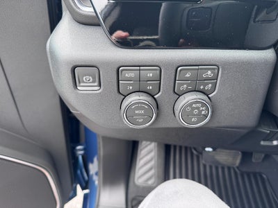 2026 Chevrolet Silverado 2500 HD LT / TRAIL BOSS / CREW / 6.6 LITER GAS V8 / LEATHER / ADAPTIVE CRUISE / STANDARD BOX