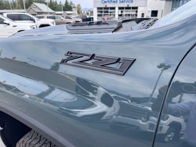 2026 Chevrolet Silverado 2500 HD LT / TRAIL BOSS / CREW / 6.6 LITER GAS V8 / LEATHER / ADAPTIVE CRUISE / STANDARD BOX