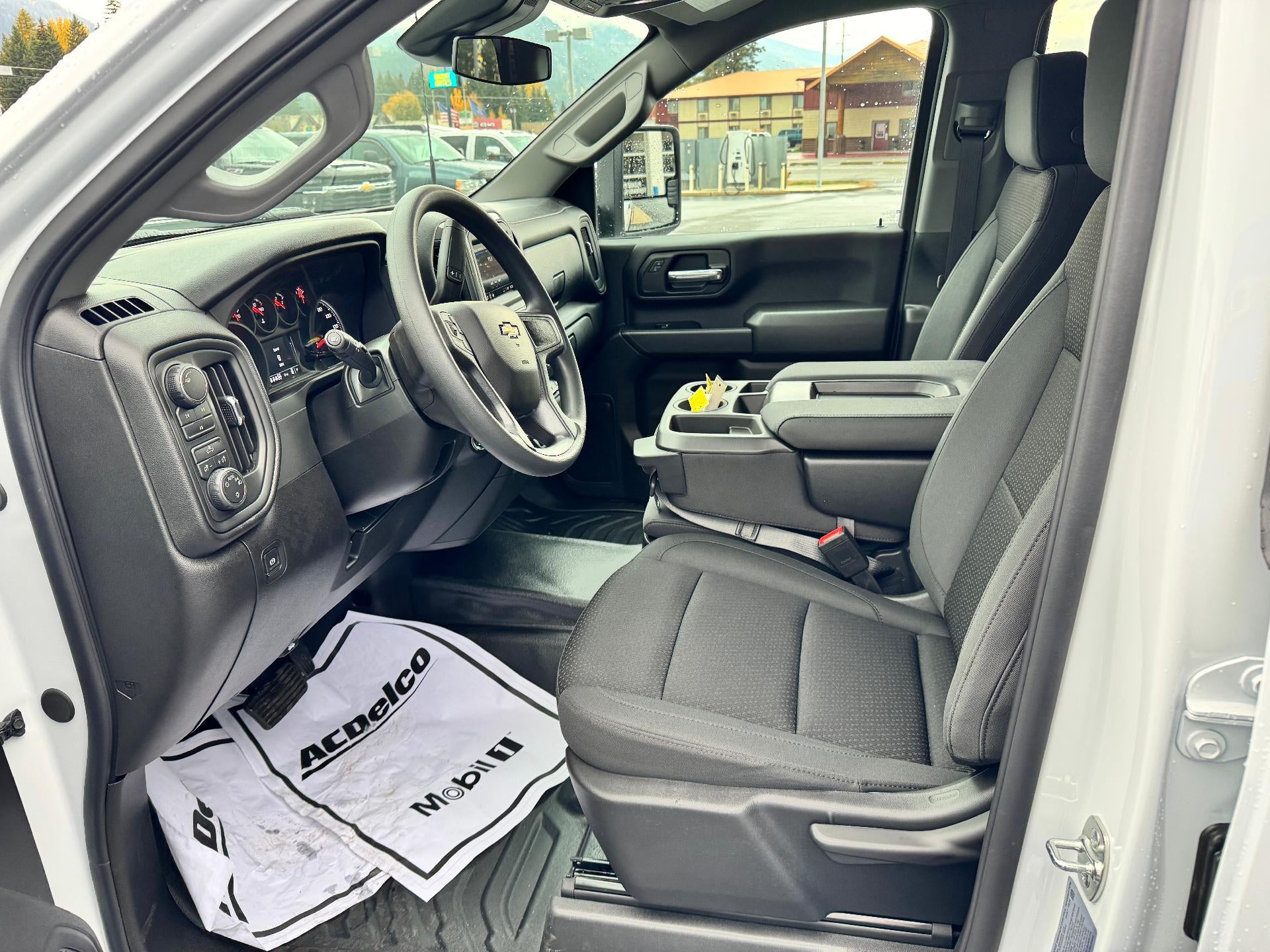 2026 Chevrolet Silverado 3500 HD WORK TRUCK / CREW / DMAX DIESEL / ALASKA PCKG / Z71 OFF ROAD / LONG BOX