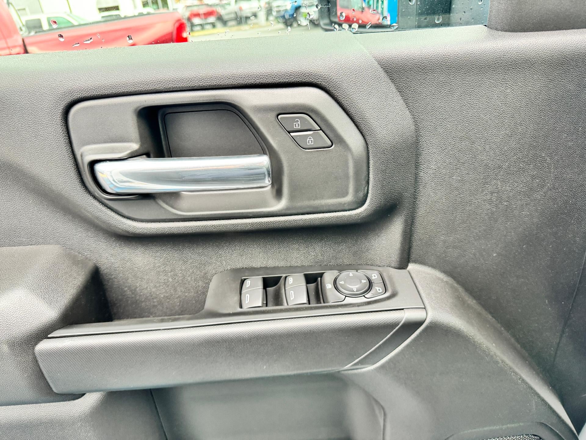 2026 Chevrolet Silverado 3500 HD WORK TRUCK / CREW / DMAX DIESEL / ALASKA PCKG / Z71 OFF ROAD / LONG BOX