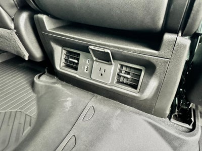 2026 Chevrolet Silverado 3500 HD LT / CREW / DMAX DIESEL / Z71 OFF ROAD / LEATHER / LONG BOX