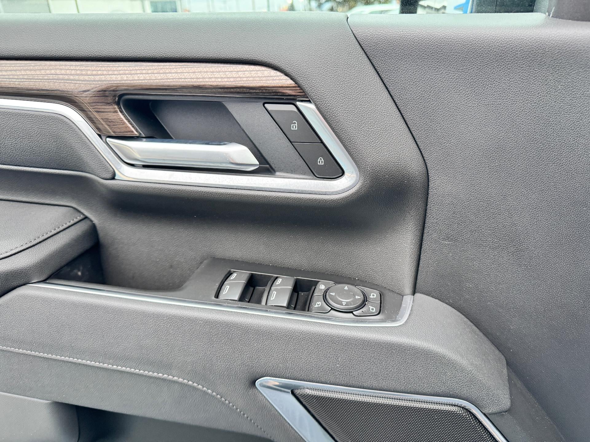 2026 Chevrolet Silverado 3500 HD LT / CREW / DMAX DIESEL / Z71 OFF ROAD / LEATHER / LONG BOX