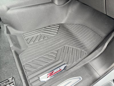 2026 Chevrolet Silverado 3500 HD LT / CREW / DMAX DIESEL / Z71 OFF ROAD / LONG BOX / LEATHER