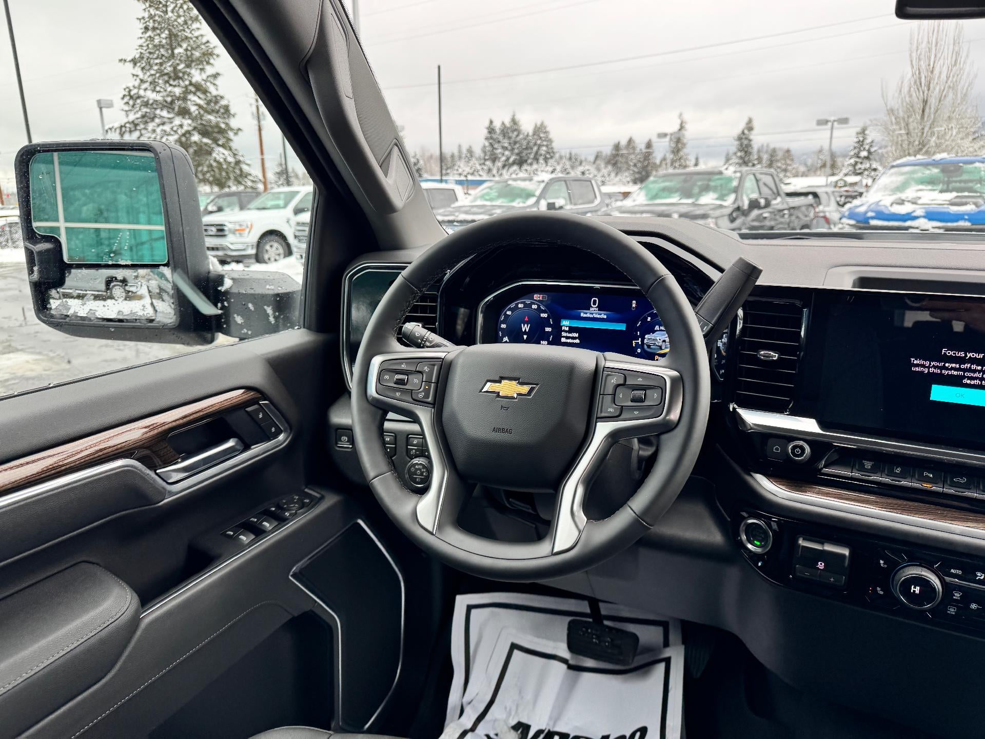 2026 Chevrolet Silverado 3500 HD LT / CREW / DMAX DIESEL / Z71 OFF ROAD / LONG BOX / LEATHER