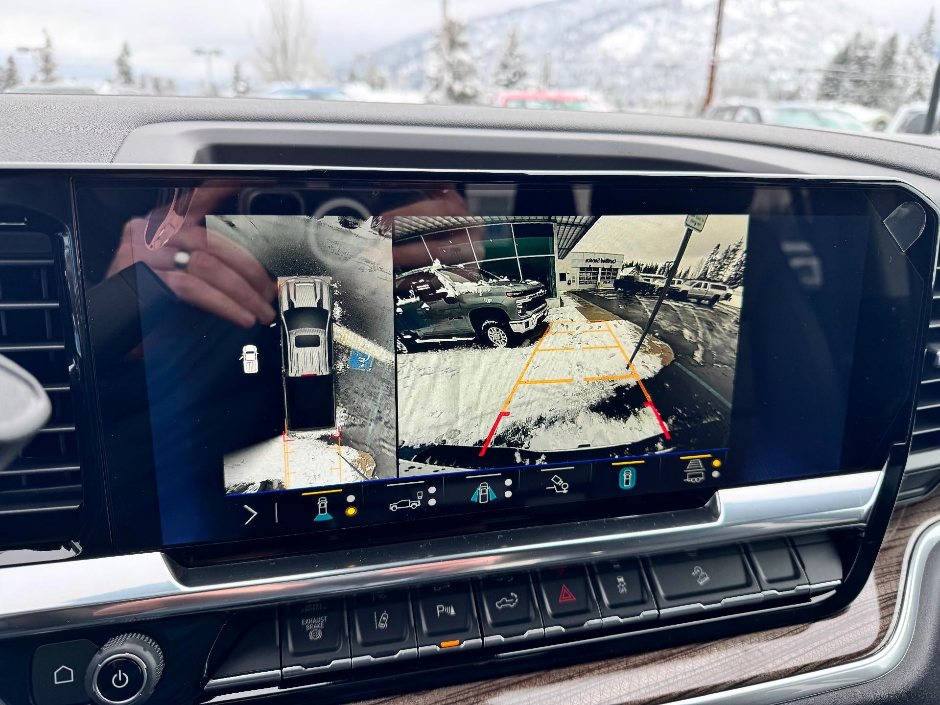 2026 Chevrolet Silverado 3500 HD LT / CREW / DMAX DIESEL / Z71 OFF ROAD / LONG BOX / LEATHER