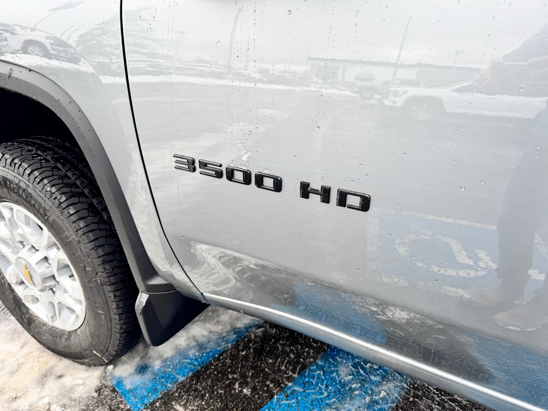 2026 Chevrolet Silverado 3500 HD LT / CREW / DMAX DIESEL / Z71 OFF ROAD / LONG BOX / LEATHER