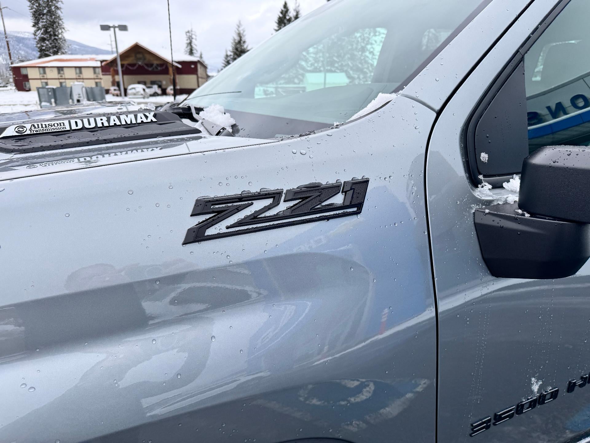 2026 Chevrolet Silverado 3500 HD LT / CREW / DMAX DIESEL / Z71 OFF ROAD / LONG BOX / LEATHER