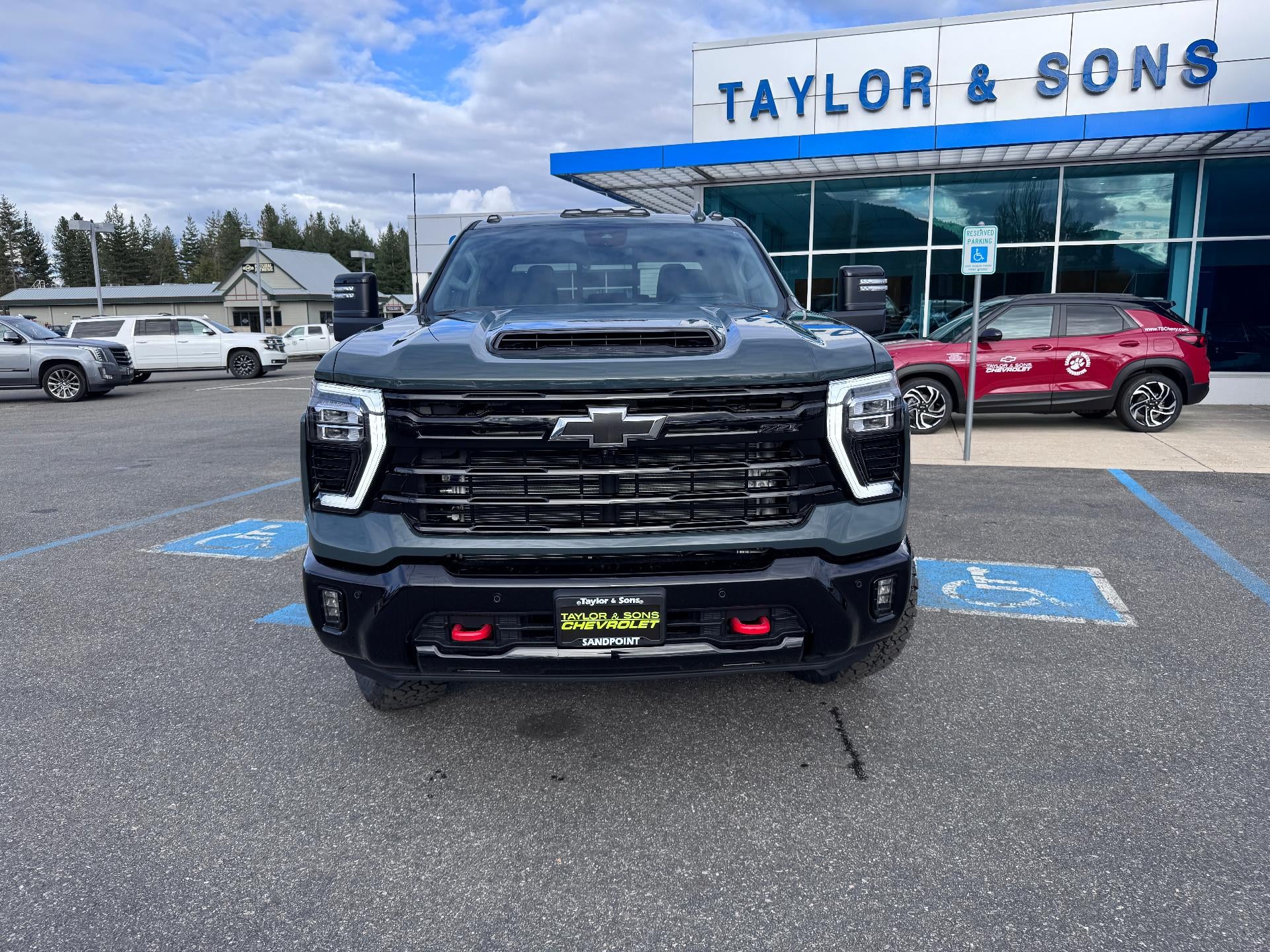 2026 Chevrolet Silverado 3500 HD LTZ / CREW / DMAX DIESEL / TRAIL BOSS / ADAPTIVE CRUISE / TECH PCKG / STANDARD BOX