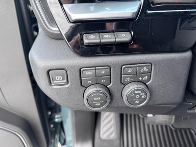 2026 Chevrolet Silverado 3500 HD LTZ / CREW / DMAX DIESEL / TRAIL BOSS / ADAPTIVE CRUISE / TECH PCKG / STANDARD BOX